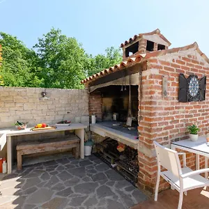 Tena Appartement